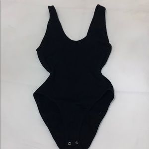 Black basic bodysuit